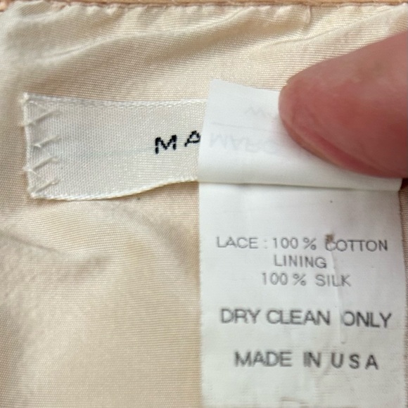 Elegant Lace Cream Skirt - Picture 3 of 6